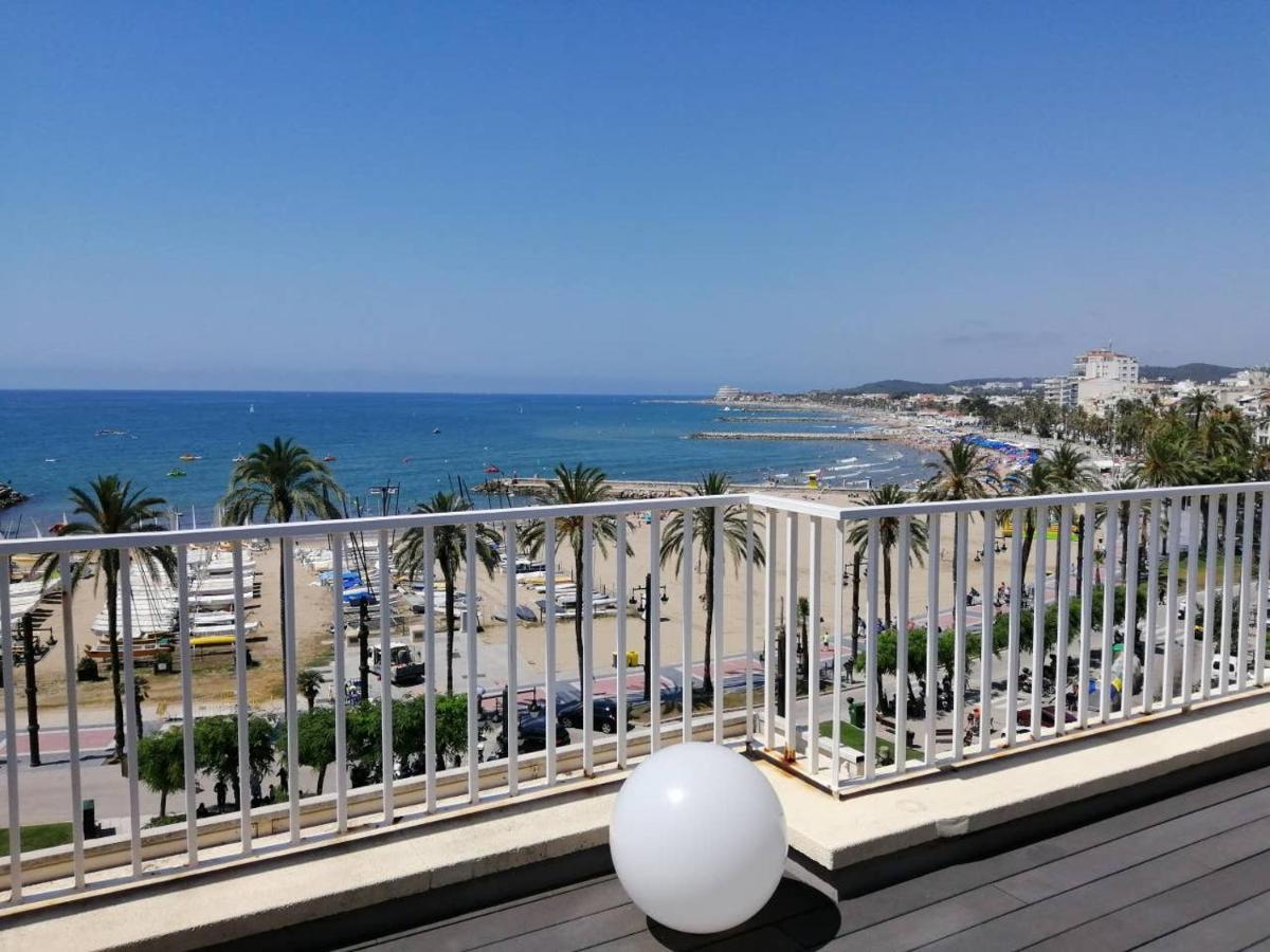 Apartamento ático Con Fantásticas Vistas Al Mar Y La Iglesia *